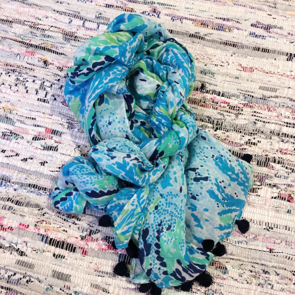 LILLY PULITZER lets cha cha scarf with tassels